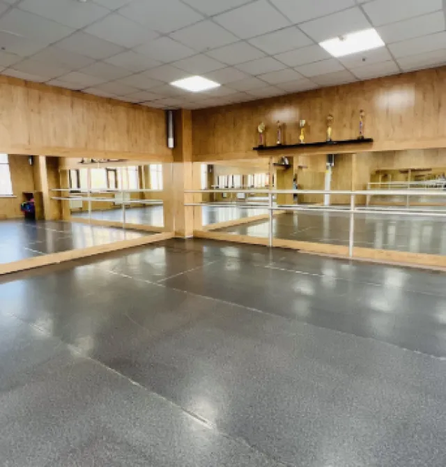 Казахско испанская школа 