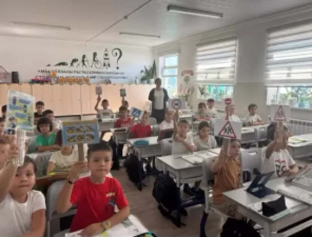 Нұр-болашақ