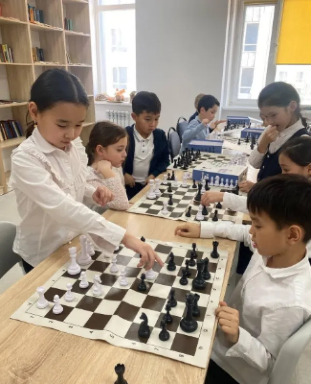  International Future School