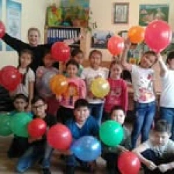 Мұрагер ​Детский дворовый клуб - логотип